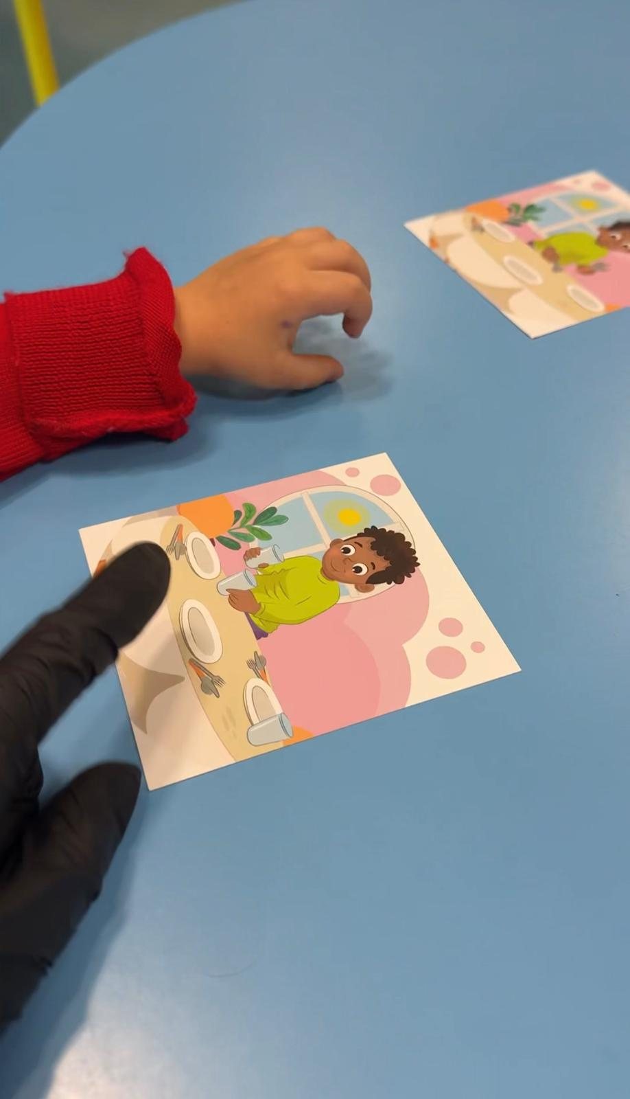 Material de pictogramas usado en sesi&oacute;n